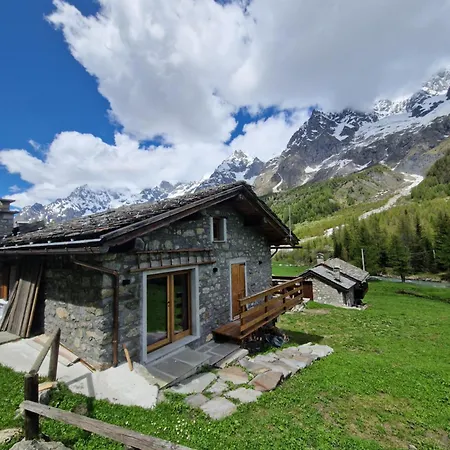 Val Ferret Cir 0246 Chalet