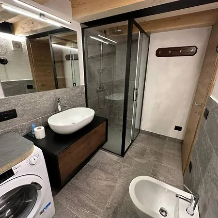 Val Ferret Cir 0246 Шале *