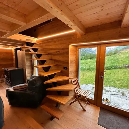 Val Ferret Cir 0246 * Курмайор