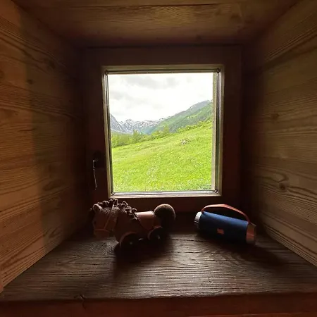 Val Ferret Cir 0246 Шале Курмайор