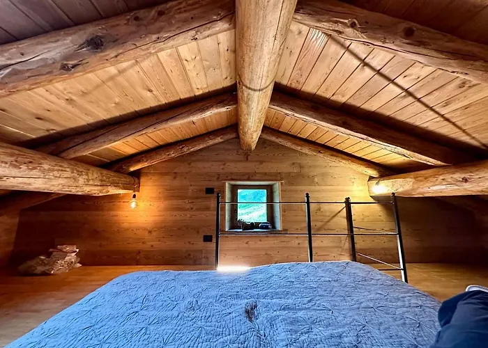 Val Ferret Cir 0246 *