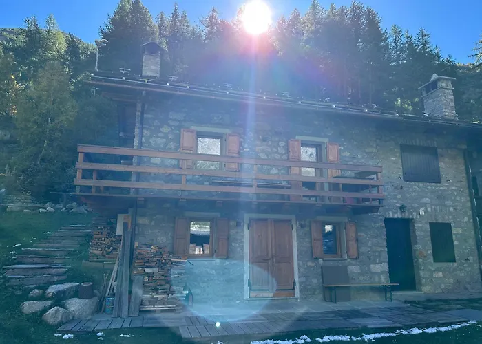 Val Ferret Cir 0246 كورمايور